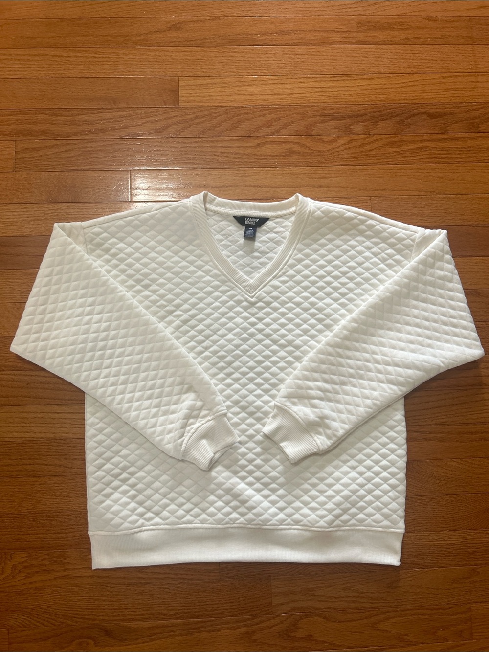 Lands End Sweatshirt Women’s Size M Ivory Cream Quilted V-Neck Long Sleeve